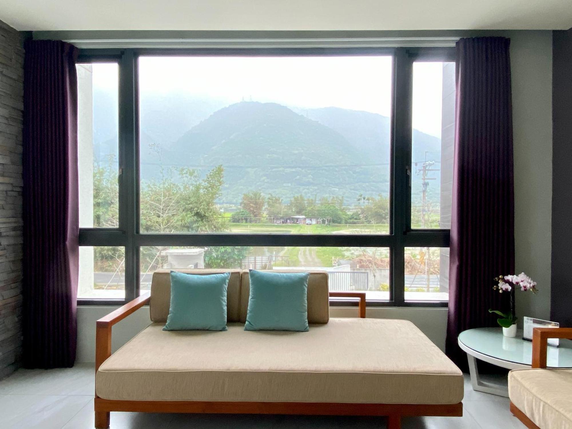 Follow The Cloud B&B Jialin Phòng bức ảnh